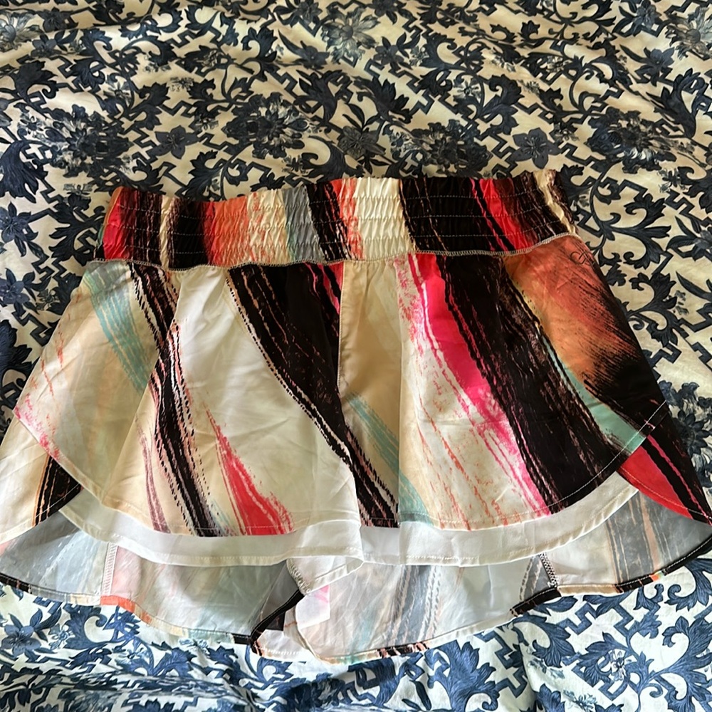 Calia running short size L multicolored. Nwot